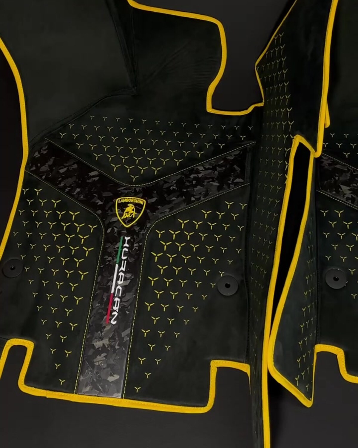 Custom luxury floor mat with carbon fiber insert