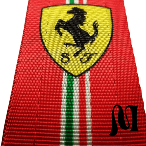 FERRARI “CLASSICO” BESPOKE SEATBELTS